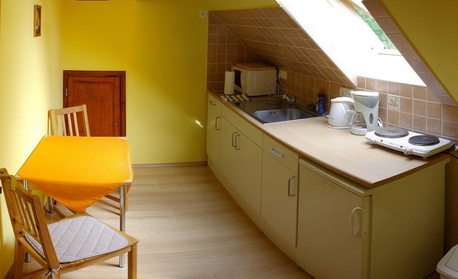 Kondics Apartmanház Sárvár Exterior foto